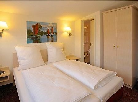 Hotel Hesse Schenefeld  Eksteriør billede