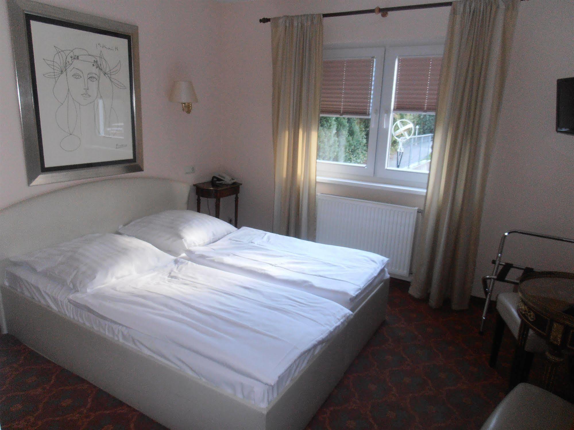 Hotel Hesse Schenefeld  Eksteriør billede